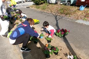 【令和7年11月24日】青少年健全育成標語表彰式・花いっぱい運動