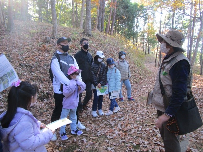 親子ふれあい森林学習(令和4年度実施事業)の写真