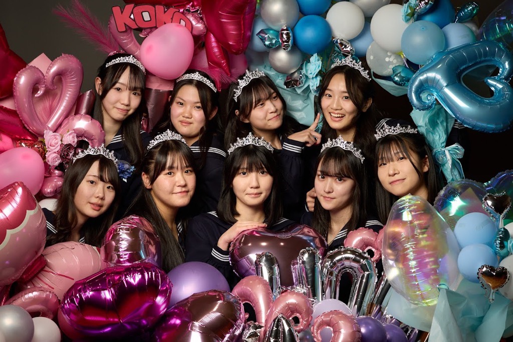 仲良し女の子9人組の写真