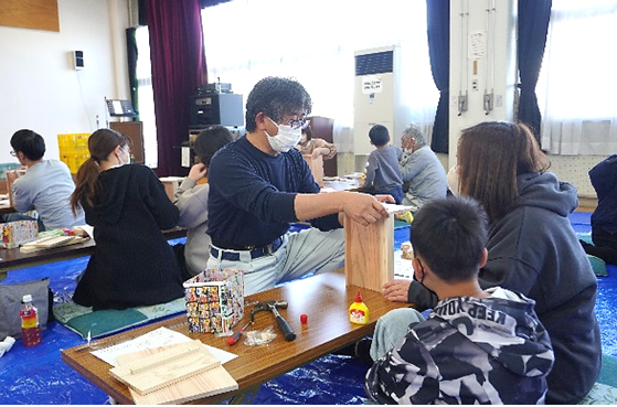 親子ふれあい森林学習(令和6年度実施事業)の写真