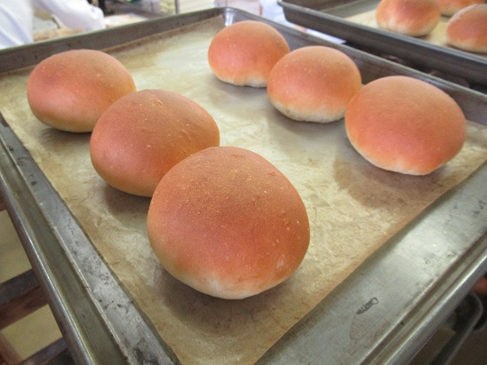 焼きたてアンパンの完成です