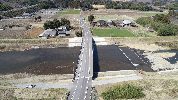 庚塚橋全体写真