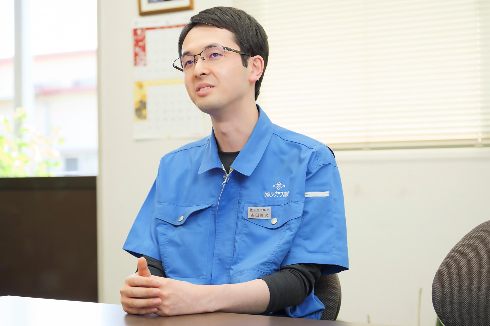 現在の暮らしについて話す吉田さん