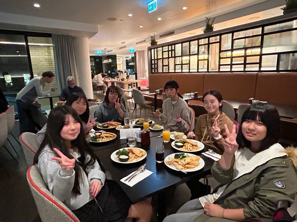 R7Aus80409