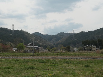 南相馬市小高区金谷字北釘野から 八丈石山・ザルカブリ山方向を望む
