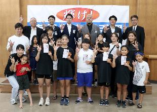 【令和7年8月6日】わんぱく相撲全国大会出場に係る市長表敬訪問