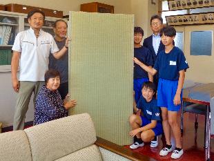 【令和7年9月22日】福島県畳工業組合からの畳寄贈