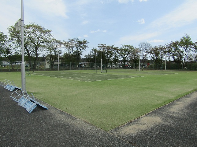 Tennis court