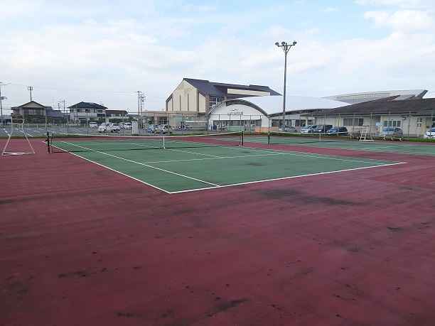 Tennis courts