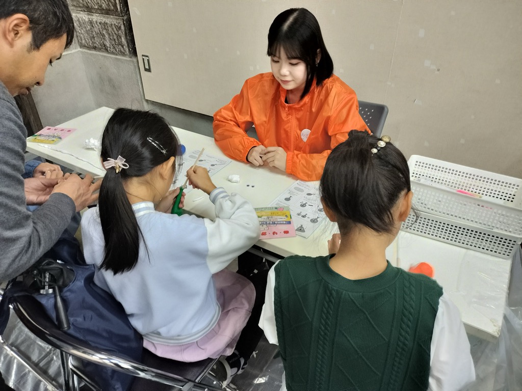 こども未来フェスティバルにおけるワークショップの様子