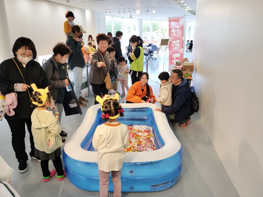 こども未来フェスティバルにおける縁日コーナーの様子