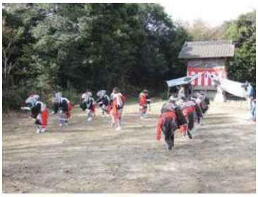 Murakami rice planting dance