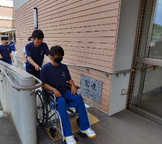 車イス移送体験