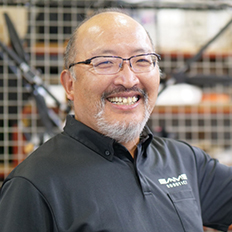 曽谷英司氏